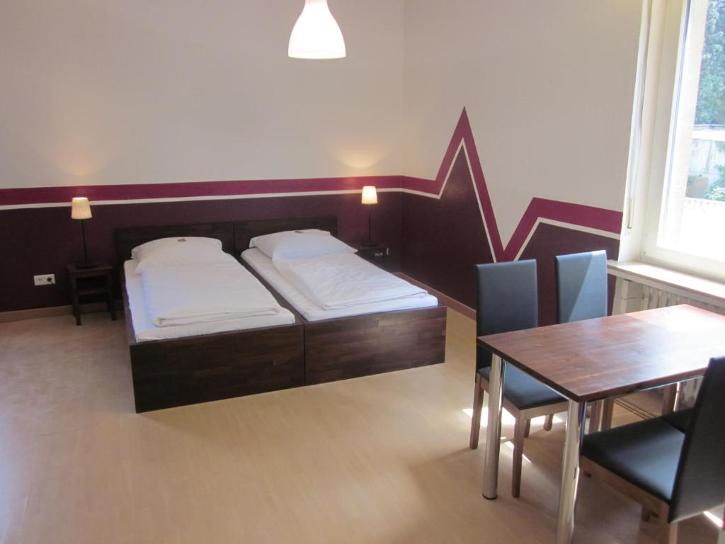 Hotel Waldesruh Dusseldorf Room photo